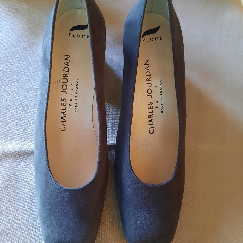 Charles Jourdan suede pumps